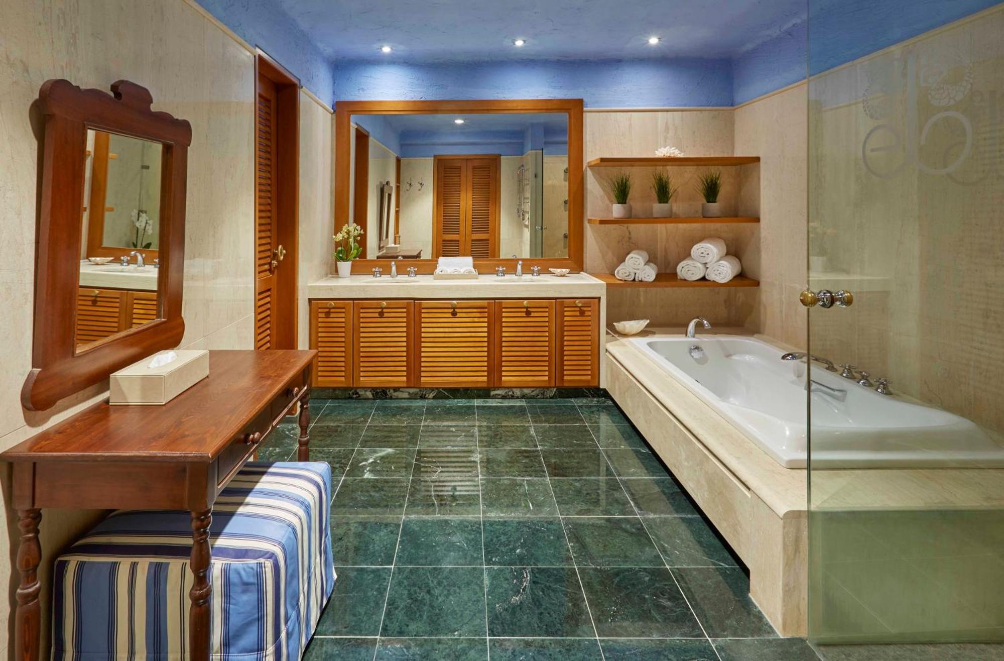 Elounda Bay Palace, A Member Of The Leading Hotels Of The World Dış mekan fotoğraf
